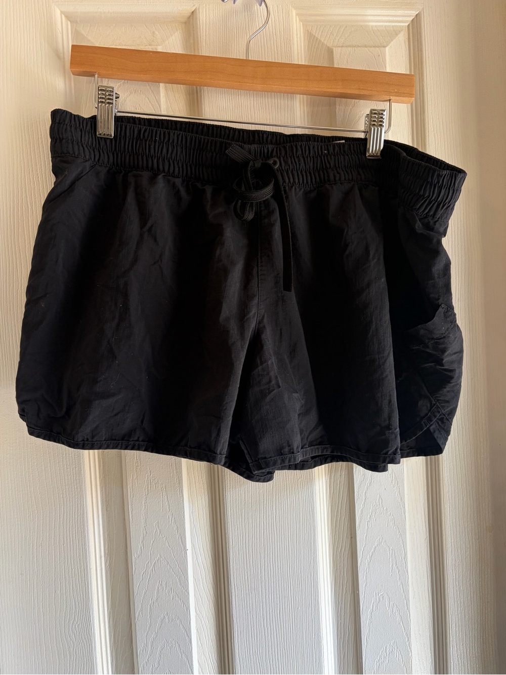 Columbia Black Athletic Drawstring Shorts